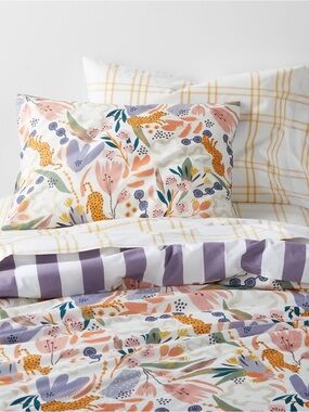 Crate & Kids - Leopard Floral Kids Twin Duvet Cover & Pillow Sham